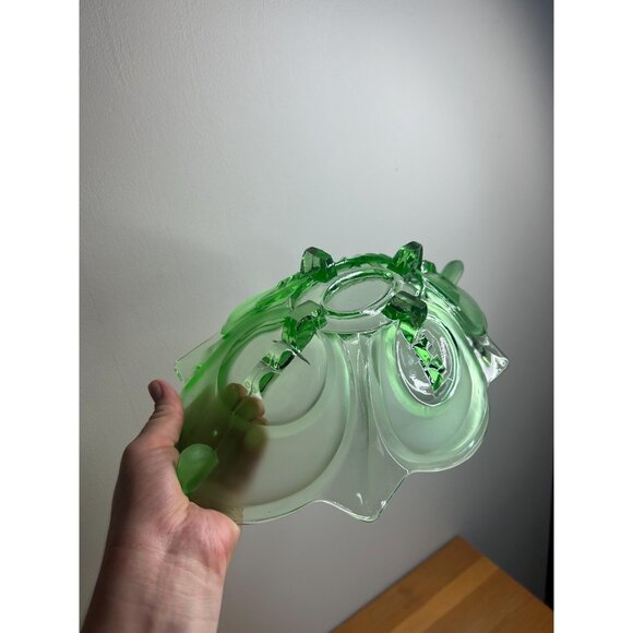 Heavy green glass fruit Bowl vase despression center piece art glass - Picture 2 of 7
